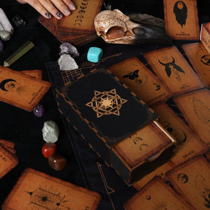 Wooden Tarot Card Box - Engraved Sun and Stars