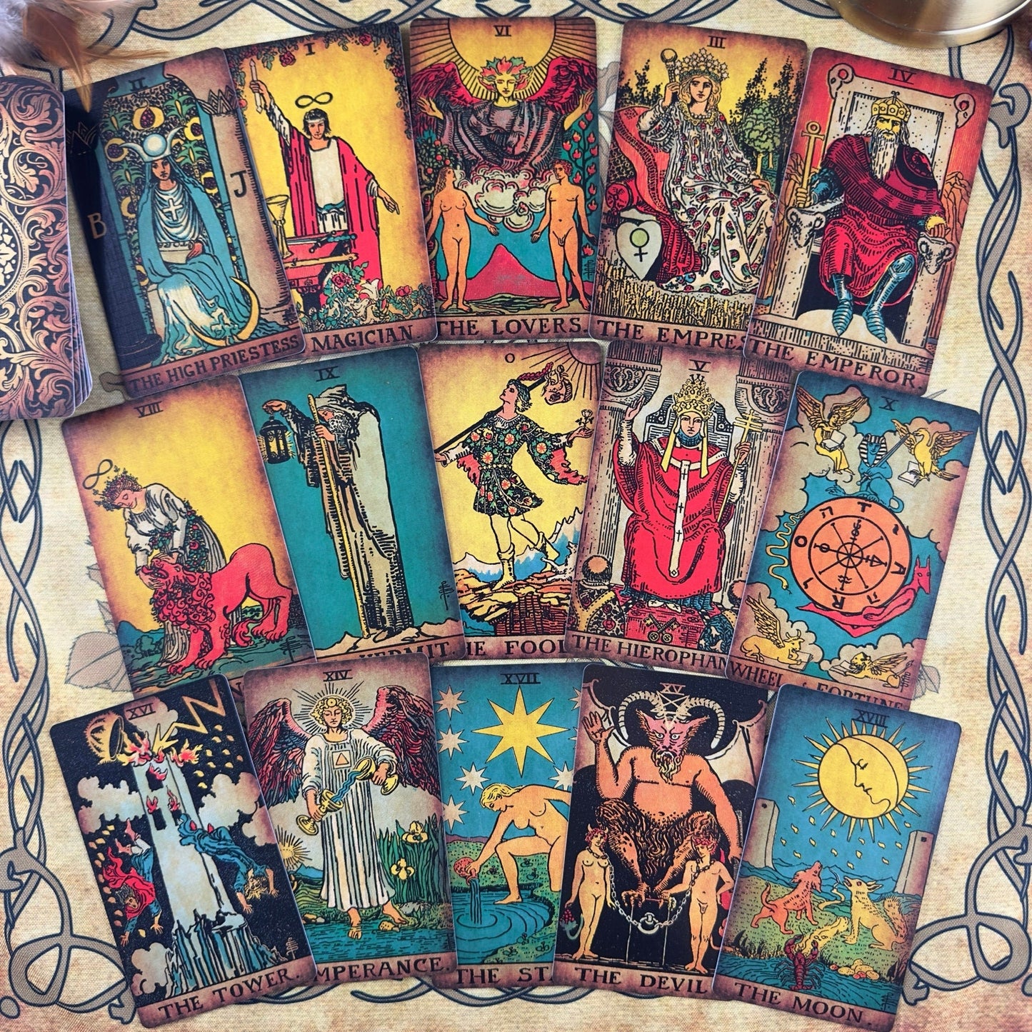 The Smith-Waite Tarot Borderless Vintage