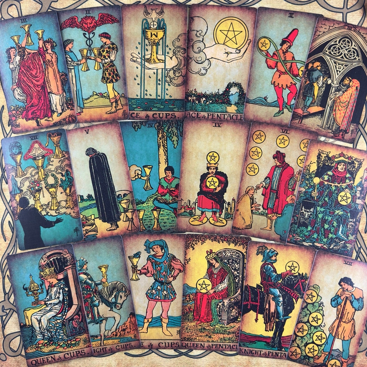 The Smith-Waite Tarot Borderless Vintage