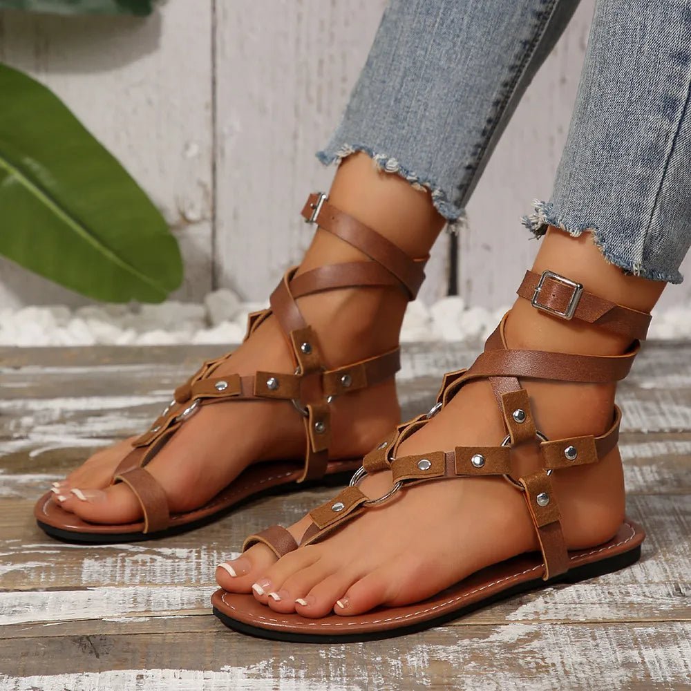 Trendy Studded Toe Loop Flat Sandals
