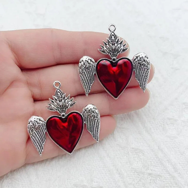 10pcs Dark Gothic Exaggerated Heart Cross Sword Pendant DIY Handmade Bracelet Necklace Bead Accessories Material