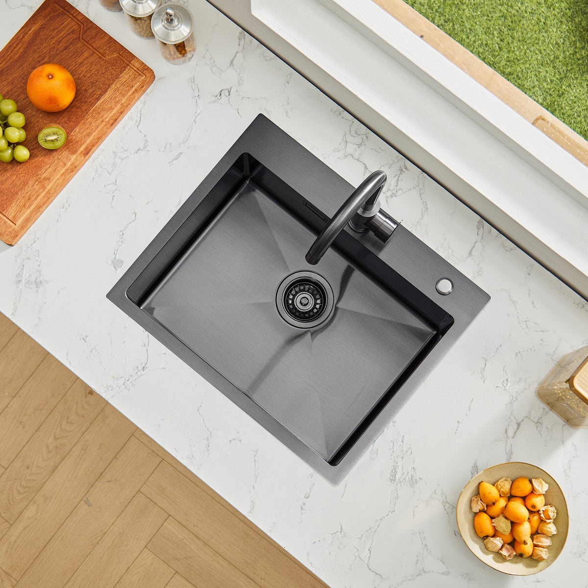 VEVOR 68cm Kitchen Sink Workstation, 304 Stainless Steel Top Mount